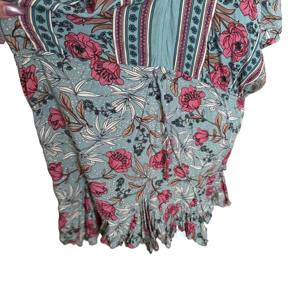 Blush BJ Floral Kimono Dress With V-Neck & Ruffled Hem - Picture 4 of 8